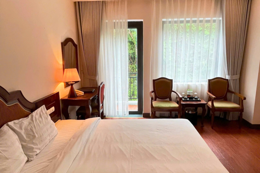 The May Cat Ba Deluxe Moutain 01