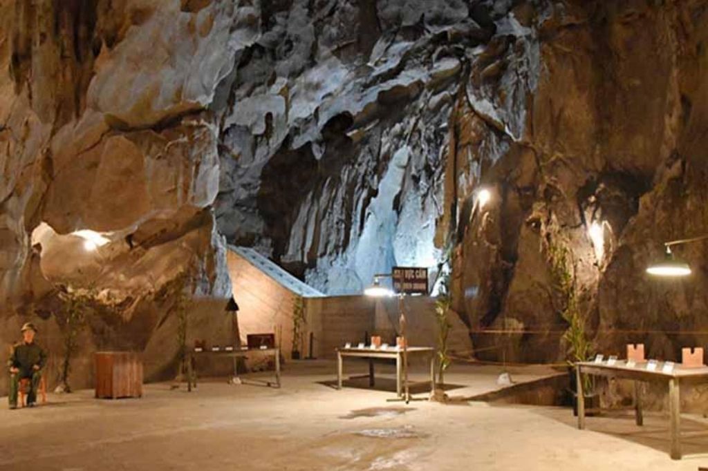 hang quân y trên đảo cát bà