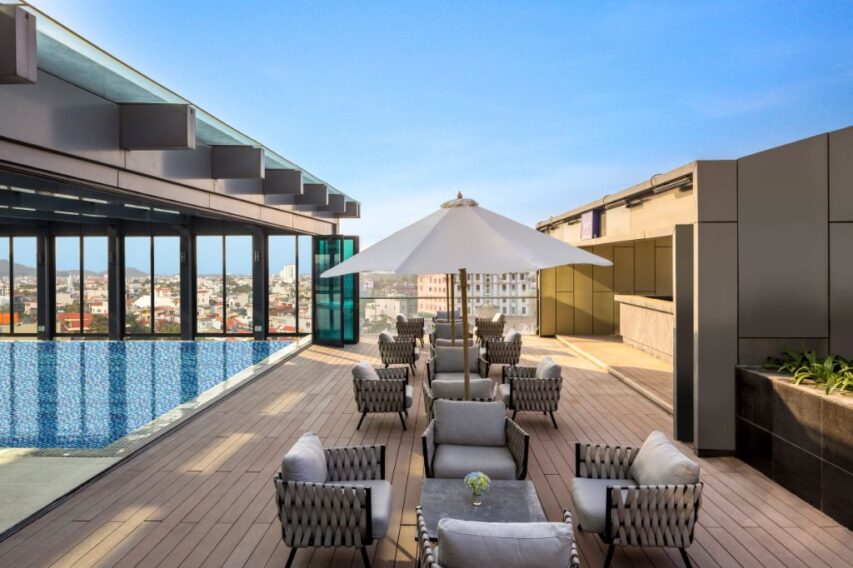 melia vinpearl thanh hoa hotel - ho boi
