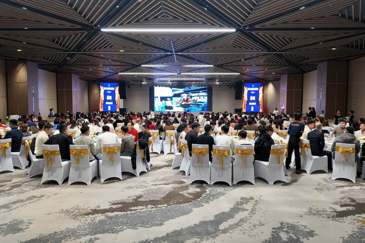 tổ chức sự kiện tại flamingo cát bà-02