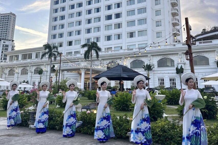 Royal Ha Long Hotel - Ho boi