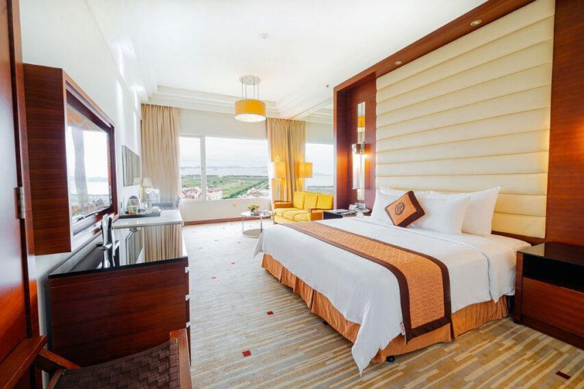 Royal Ha Long Hotel - Ho boi