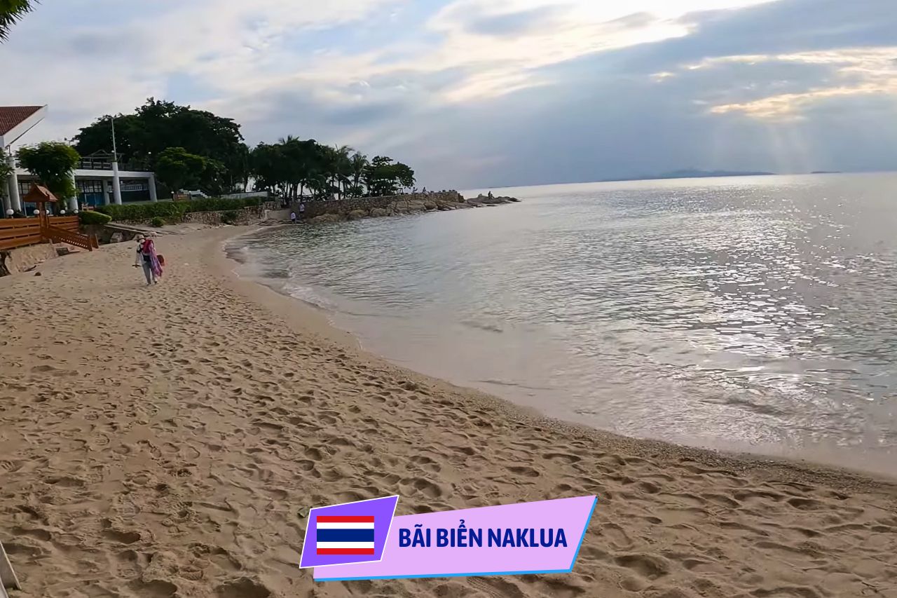 Bãi biển Naklua - Pattaya
