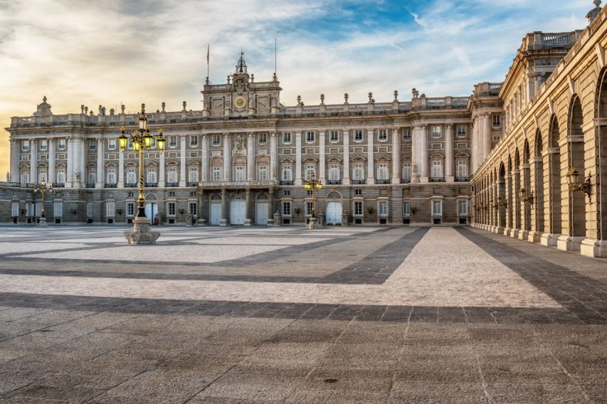 Cung Điện Hoàng Gia Royal Palace Madrid Tây Ban Nha