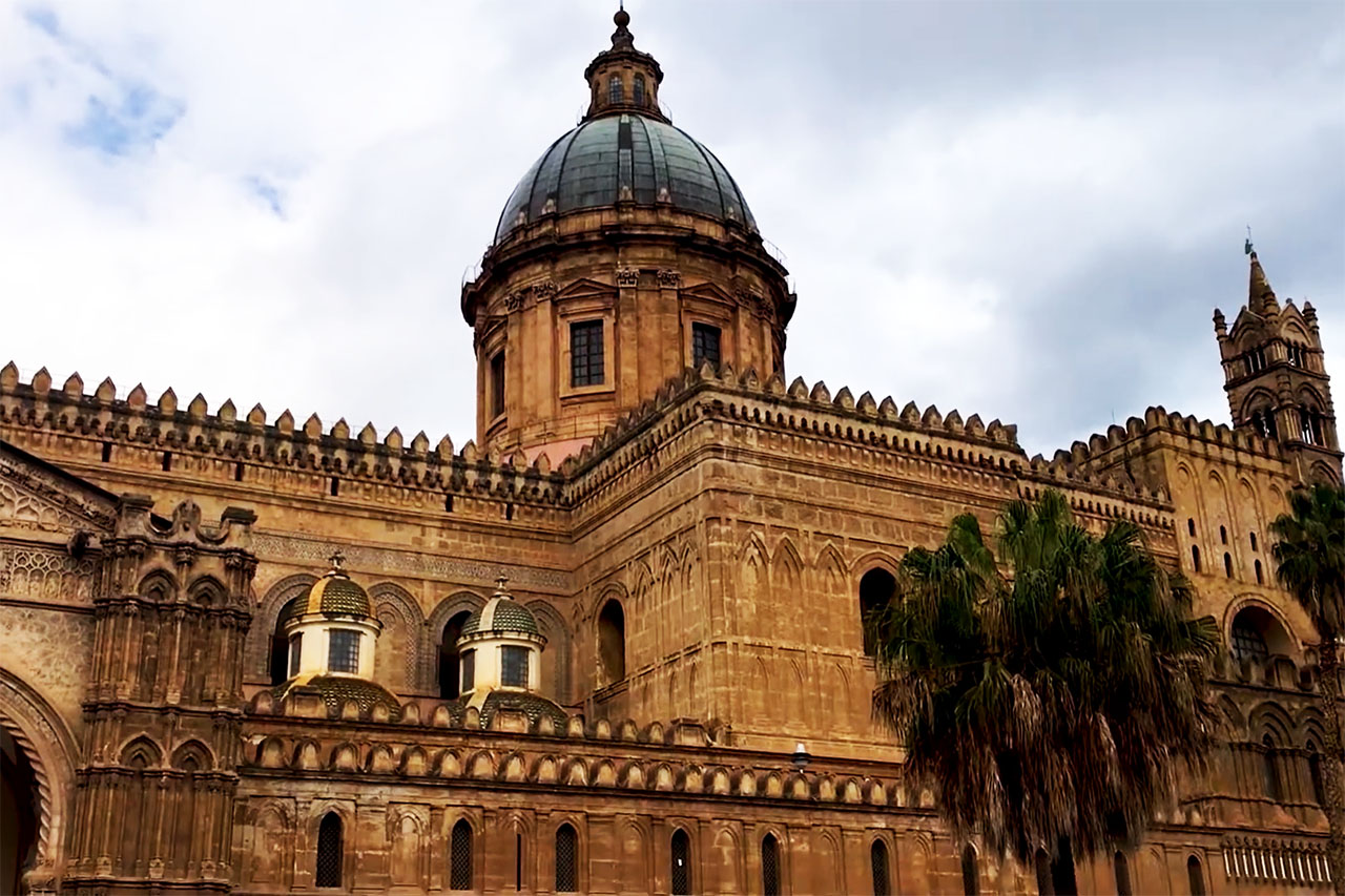 Cung điện Hoàng gia Palermo Italia