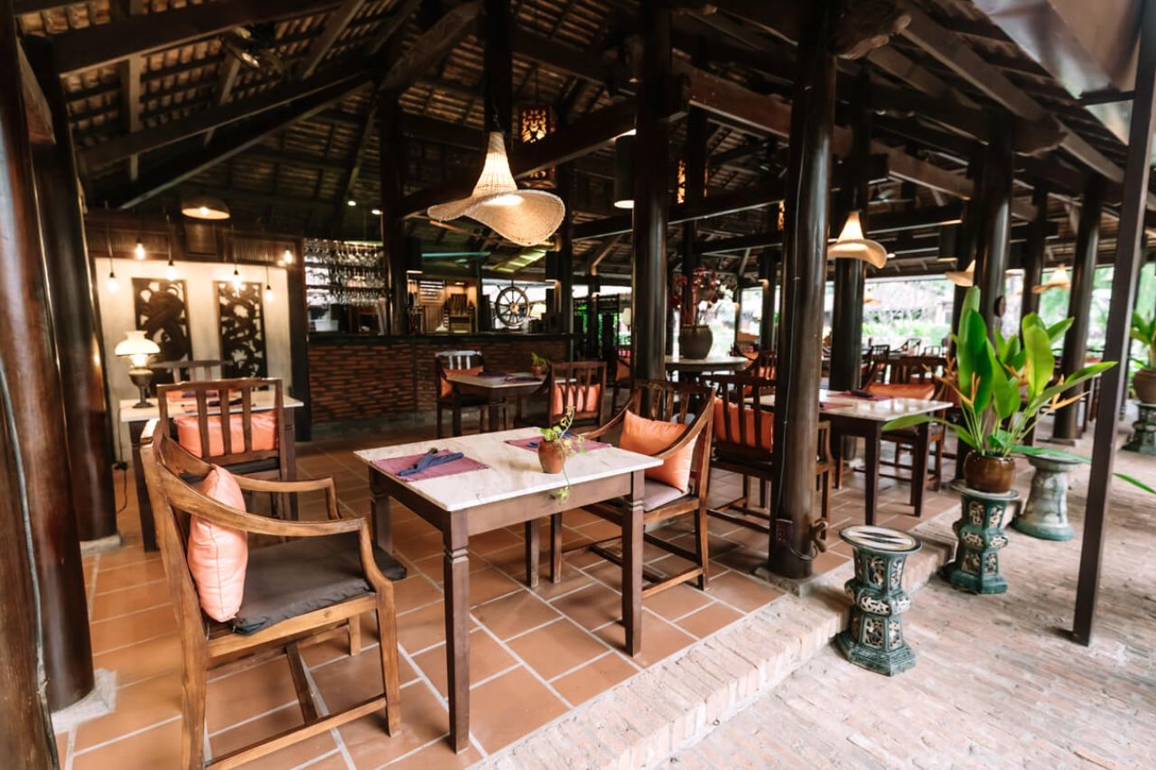 Hồ Tràm Beach Boutique Resort nha hang gecko