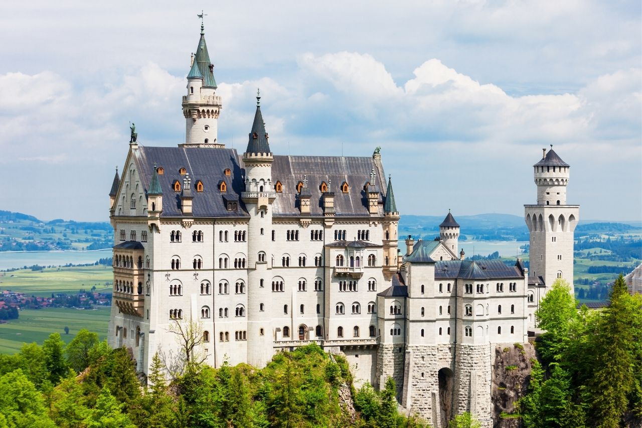 Lâu Đài Neuschwanstein - Munich