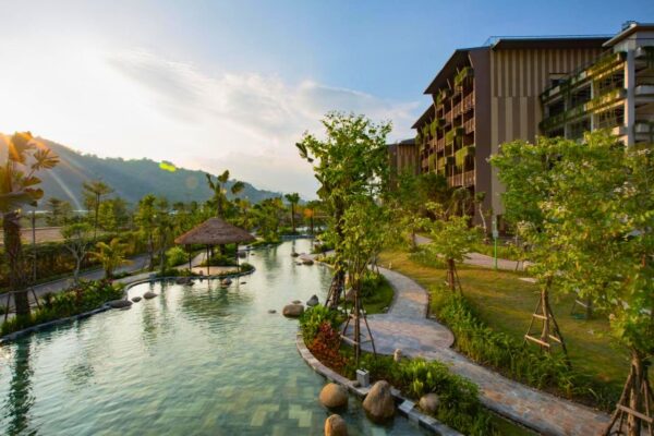 MANDALA HOA BINH RESORT (1)