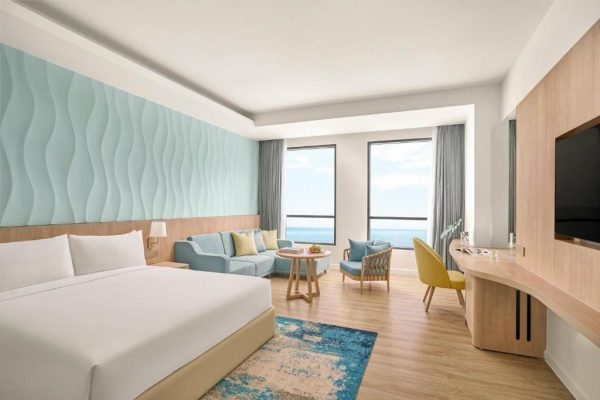 Standard Ocean View Holiday Inn Resort Ho Tram Beach (3)