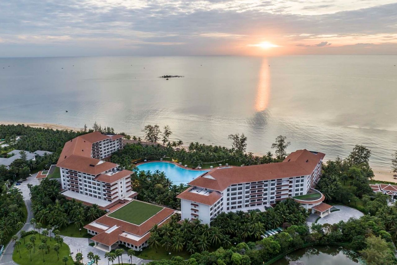 Toan-canh-Vinpearl-Resort-Spa-Phu-Quoc-09