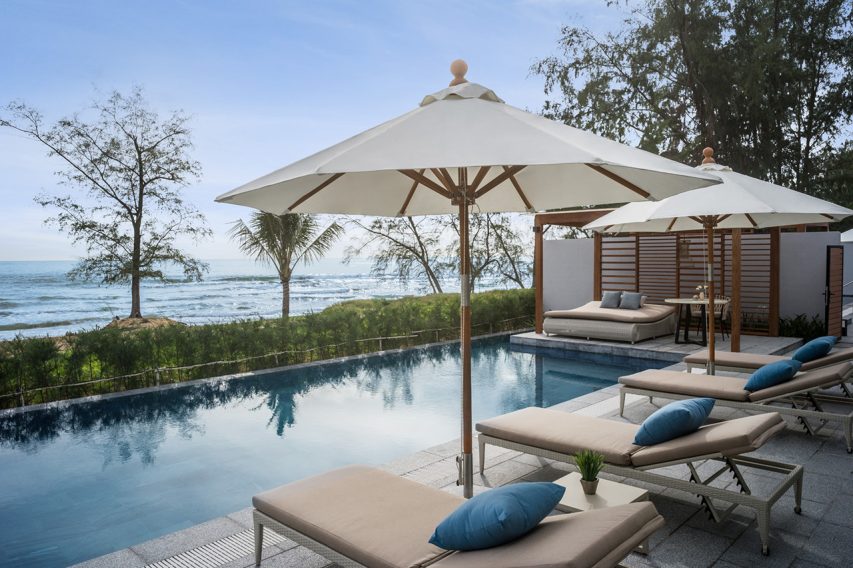Two-bedroom Villa Beachfront crowne plaza phu quoc (1)