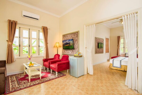 Vuon Vua Resort - Phố Tây Villa French (4)