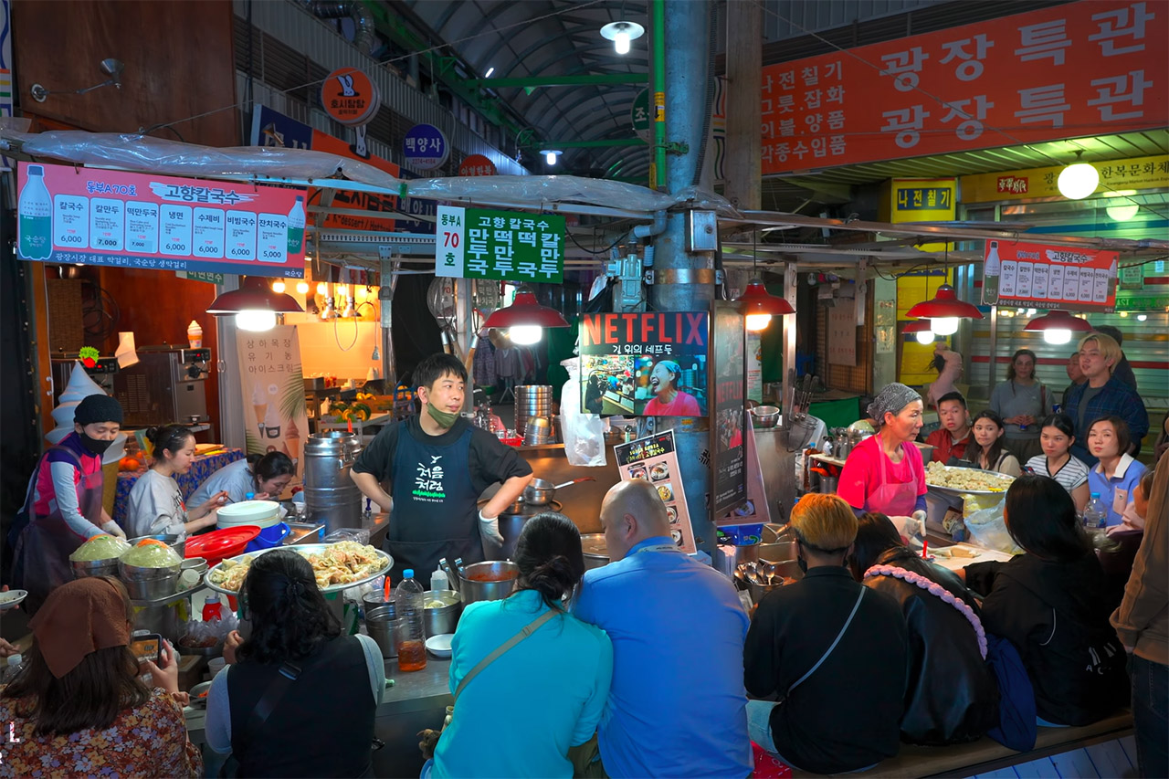 cho gwangjang market han quoc