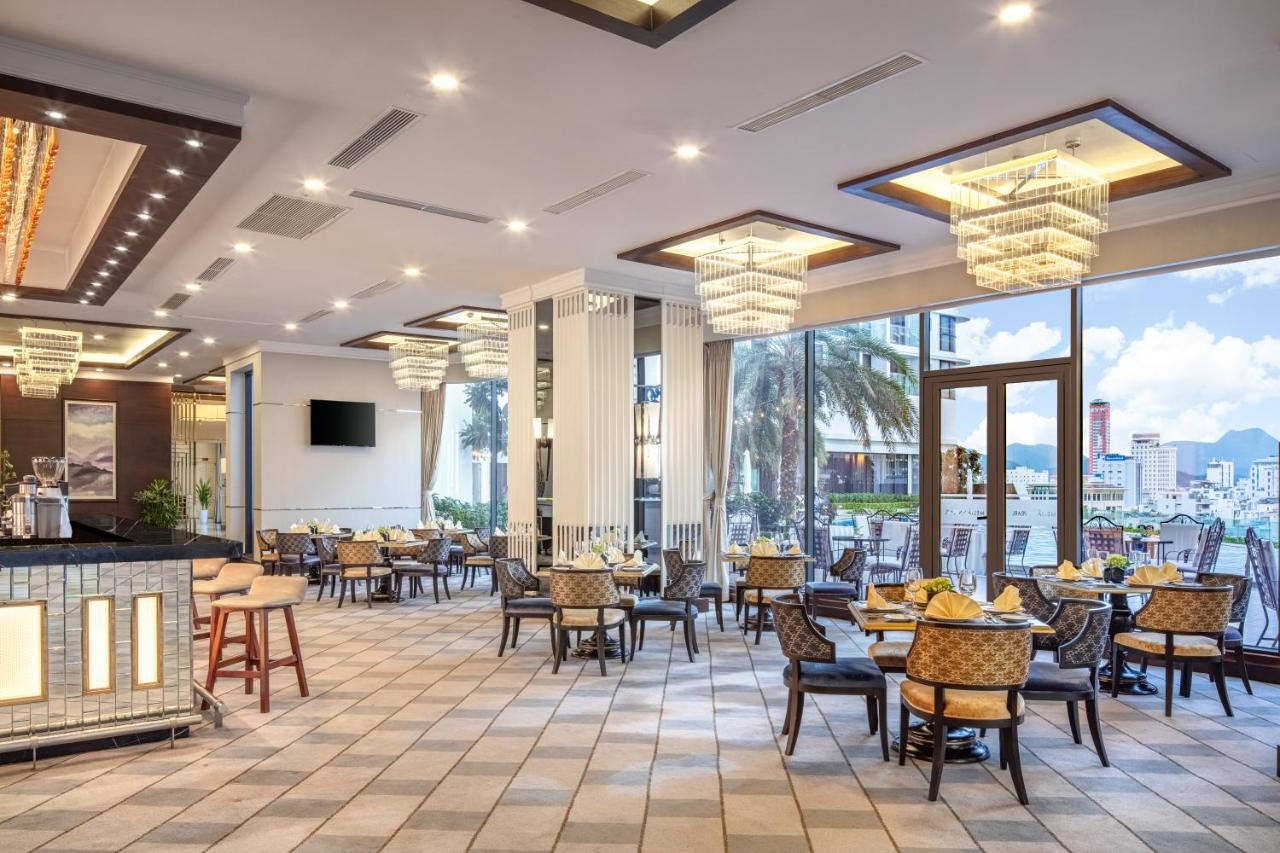 Combo Vinpearl Nha Trang: Hotel Empire + Buffet sáng + Vinwonders