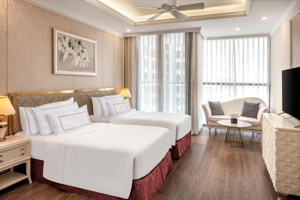 Combo Vinpearl Nha Trang: Hotel Empire + Buffet sáng + Vinwonders
