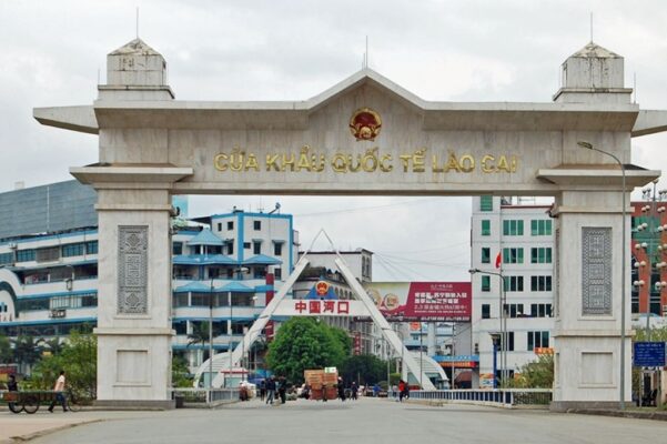 cửa khẩu quốc tế lào cai đi trung quốc