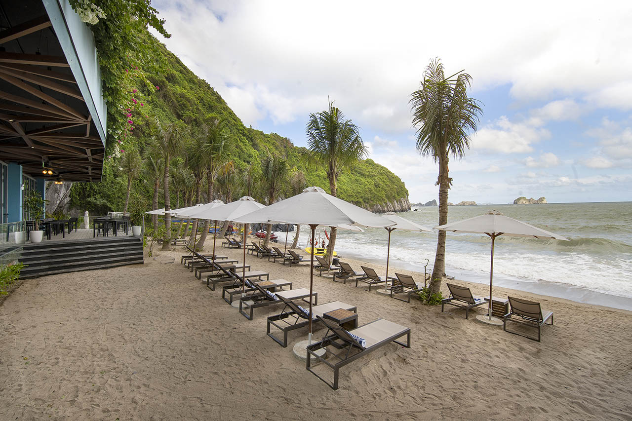 Flamingo Beach Resort & Spa (Đảo Cát Bà) Flamingo Beach Resort & Spa (Đảo Cát Bà)
