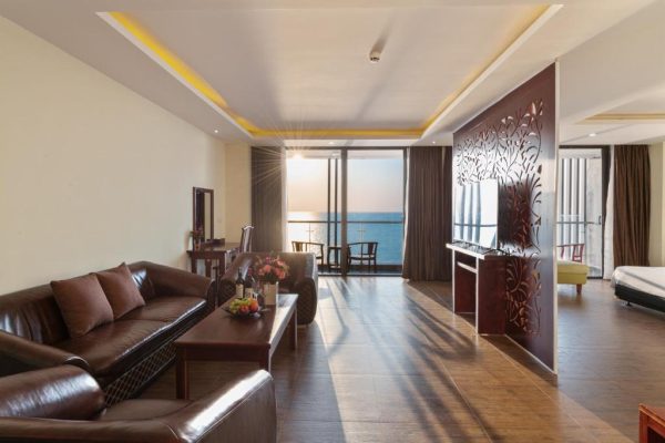 Phòng Suite - Khách sạn Amazin Phú Quốc
