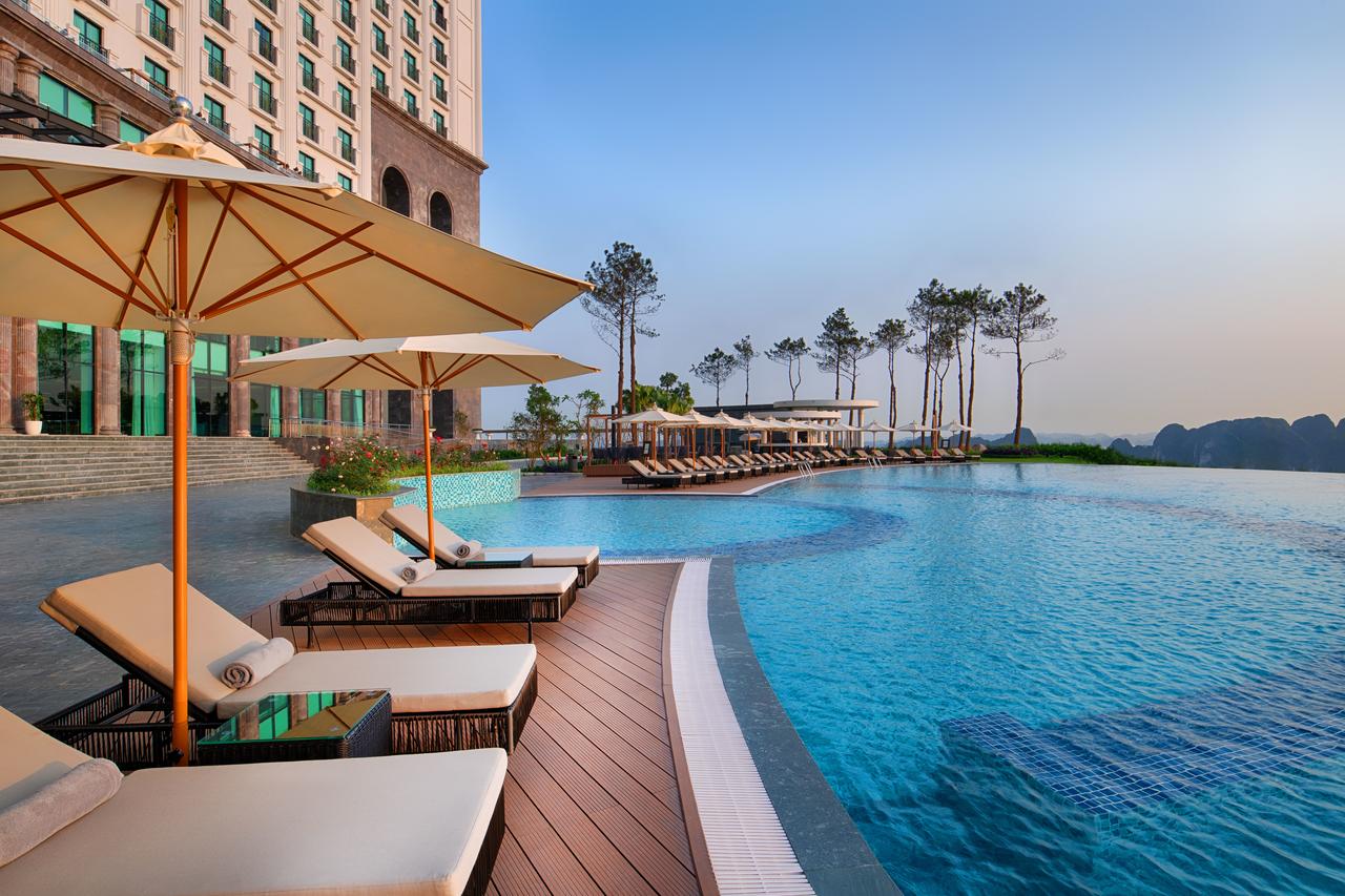 Khách sạn FLC Grand Halong Hotel