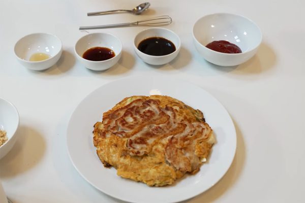 mon okonomiyaki cua nhat ban