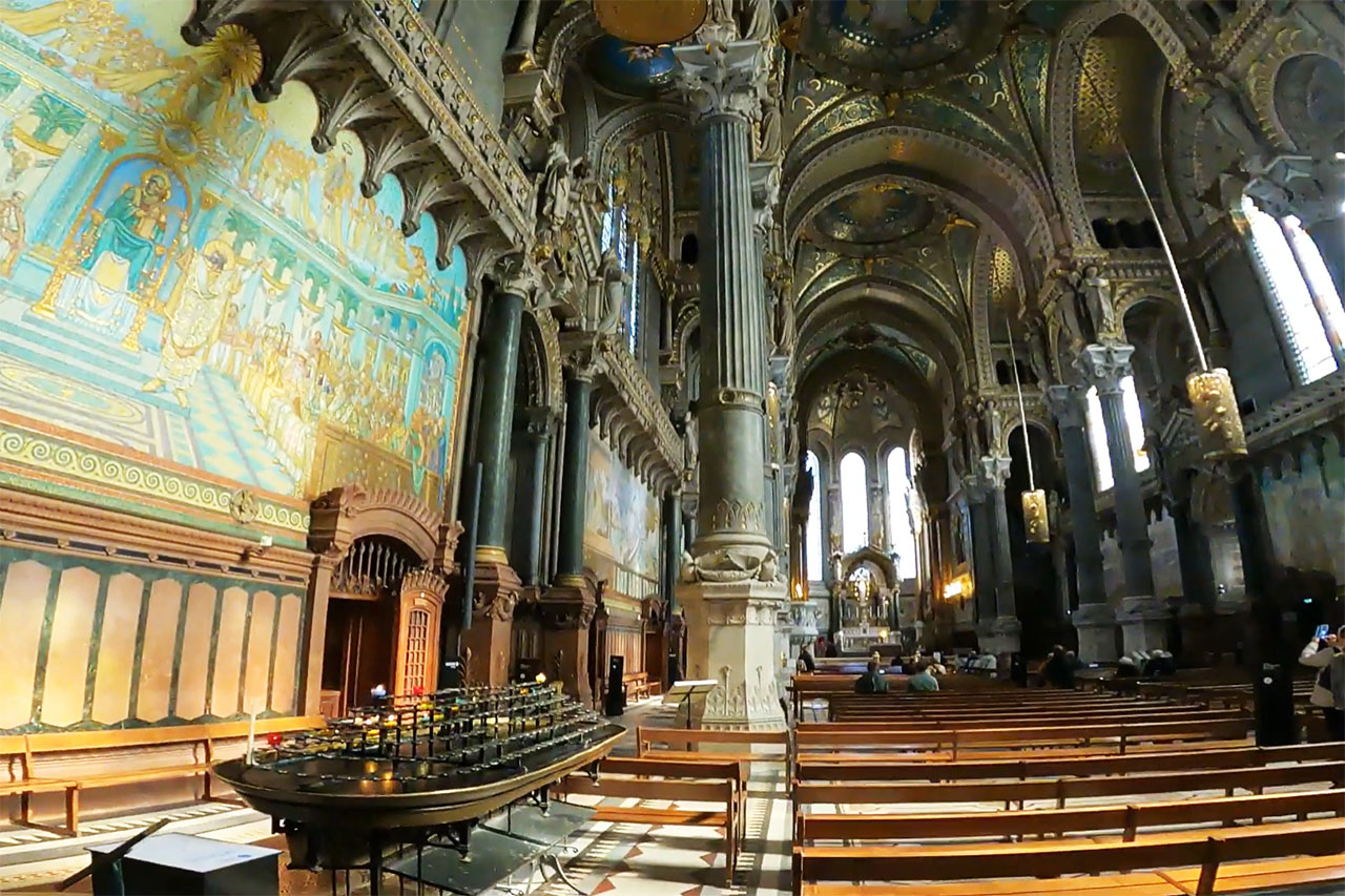 nha tho Saint-Jean-Baptiste lyon phap