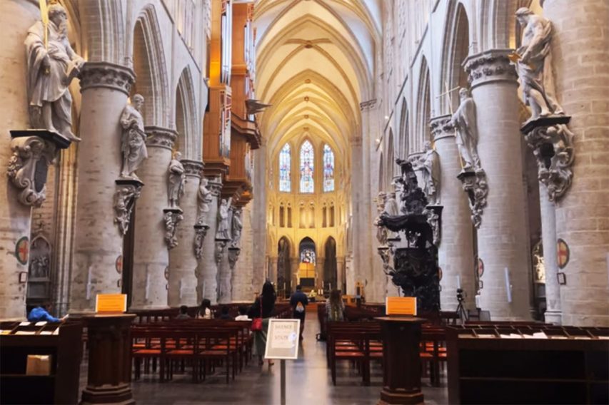 nha tho St Michael thu do Brussels Belgium